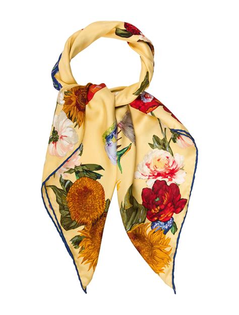 gucci flora scarf products for sale 